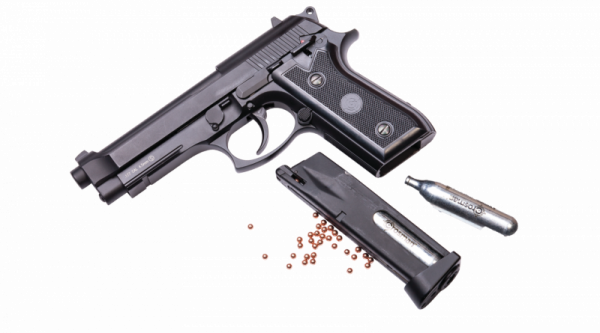 Пневматический пистолет Crosman PFAM9B 4,5 мм